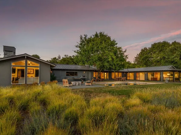 415 Cervantes Rd, Portola Valley, CA 94028