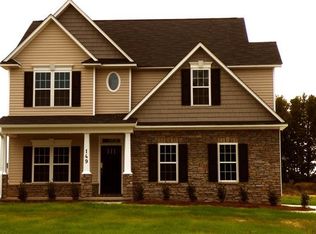 149 Rosslyn Chapel Ln, Vass, NC 28394