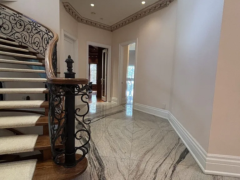 5 Vernham Ave — Photo 10