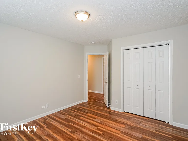 3221 Demetros Ct — Photo 11