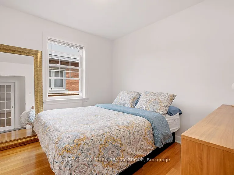 34 Lavergne St #3 — Photo 16