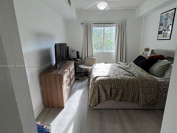 5th image of 6001 SW 70th St APT 421