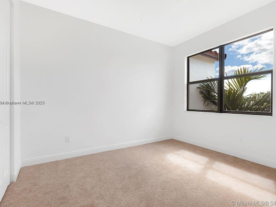 1st image of 20901 NW 1st Dr #1