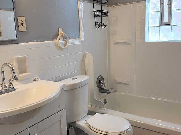 4th image of 2509 Flanigan Ct APT 3