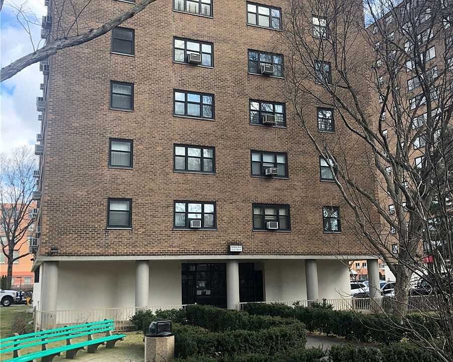 1st image of 33-43 14th St