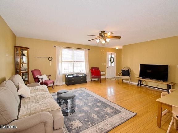 4th image of 3119 Old Niles Ferry Rd