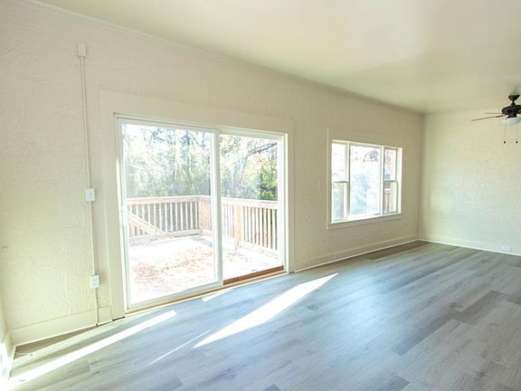 5th image of 136 South Ave #136