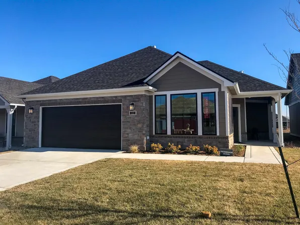 1429 South Cyn, Wichita, KS 67235