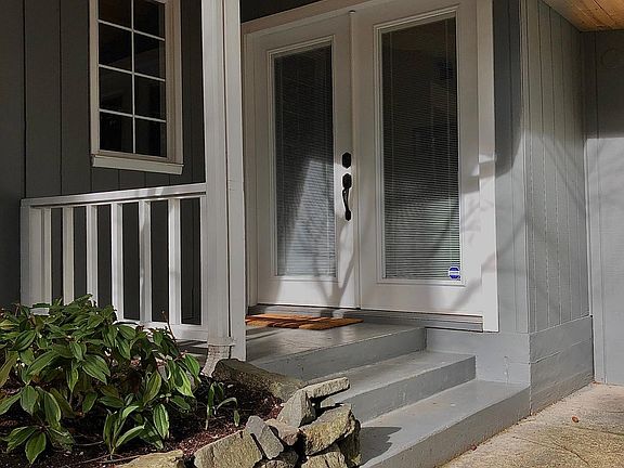 3rd image of 18608 65th St E