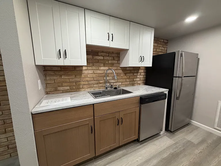 2000 Fleur De Lis Ct — Photo 17