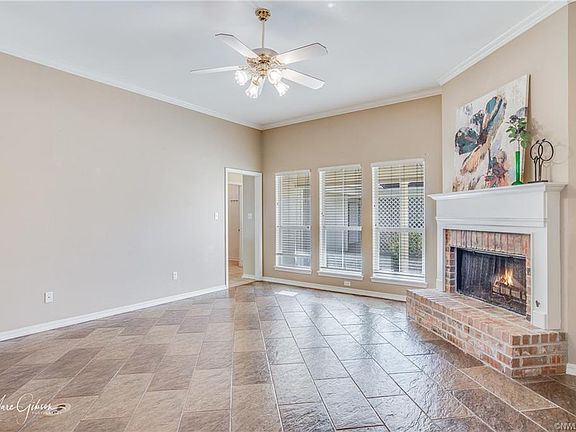 4th image of 3010 Gabriel Oaks Dr