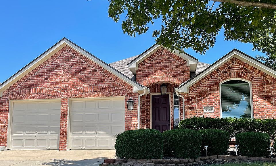 1st image of 2413 Chesterwood Dr