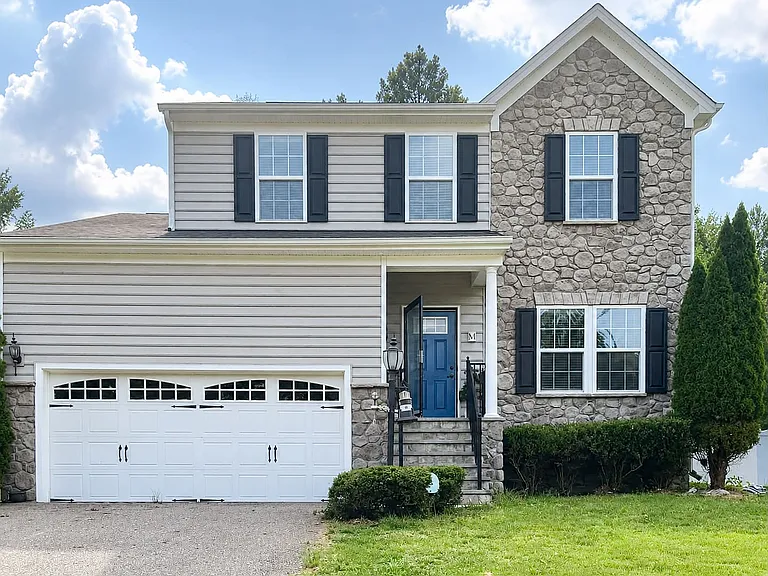 5453 Brandon Bluff Way — Photo 2
