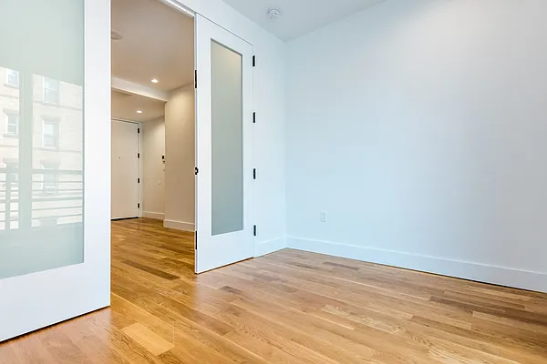 Rented by Nooklyn NYC LLC | media 40