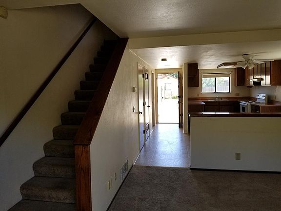 2nd image of 463 Page St APT C