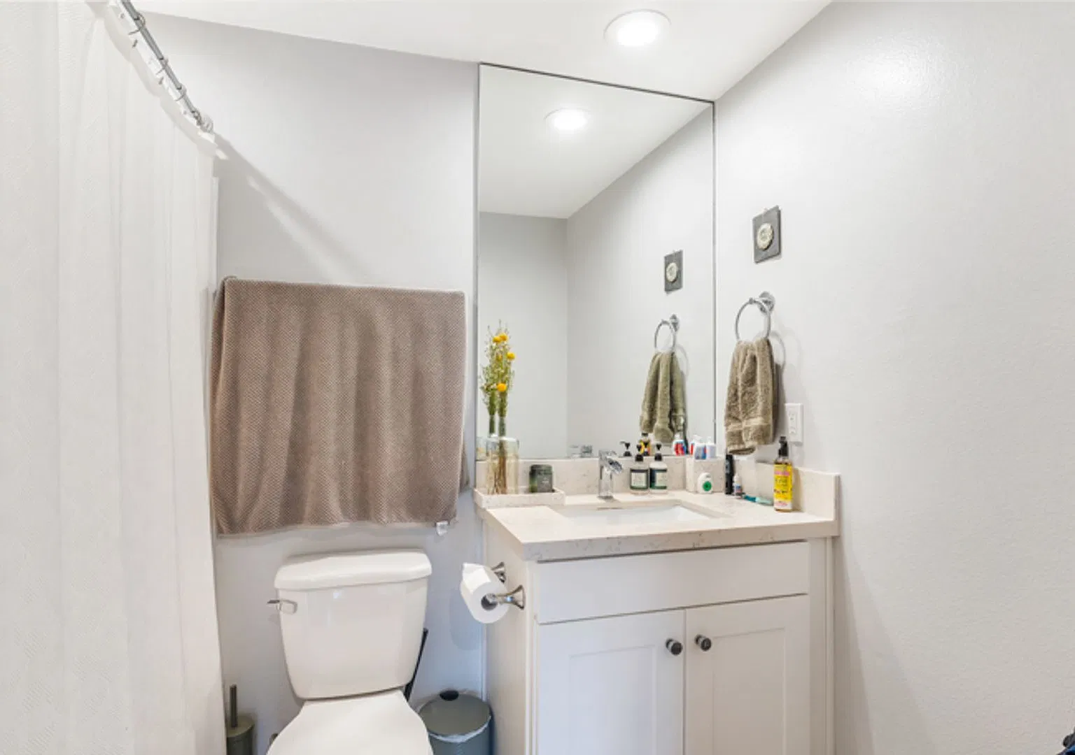 Reno Apartments — Photo 3
