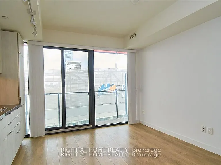 215 Queen St W #2406 — Photo 8