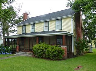 12 2nd St, Swanquarter, NC 27885