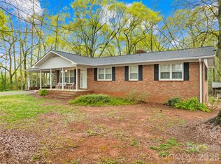 322 S Main St, Shelby, NC 28152