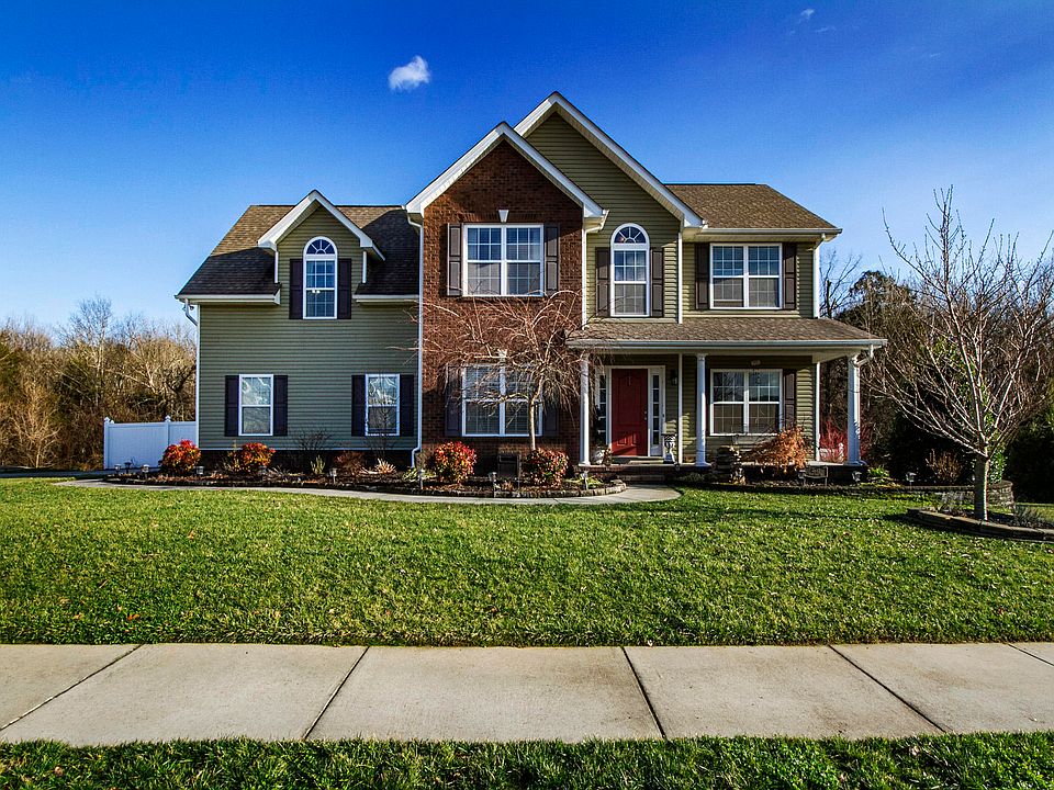 1st image of 4647 Dawn Oaks Ln