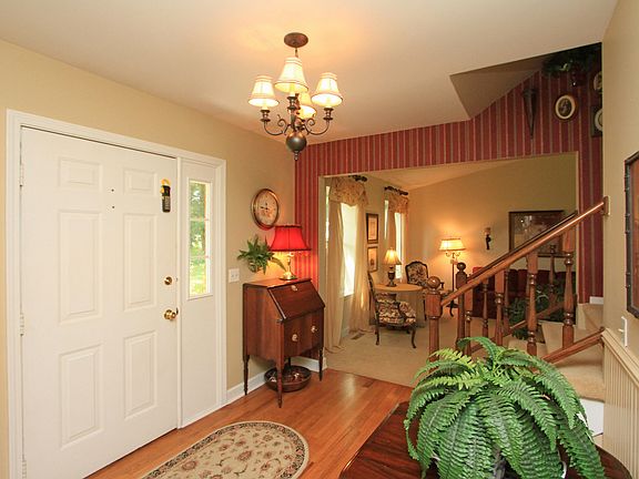 3rd image of 3190 Saint Anthony Dr