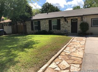 11914 El Sendero St, San Antonio, TX 78233