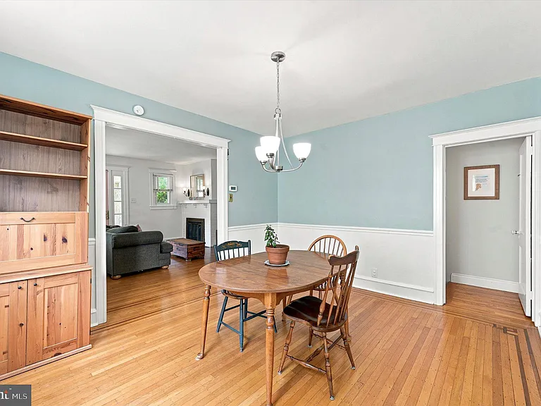 610 Woodcrest Ave — Photo 8