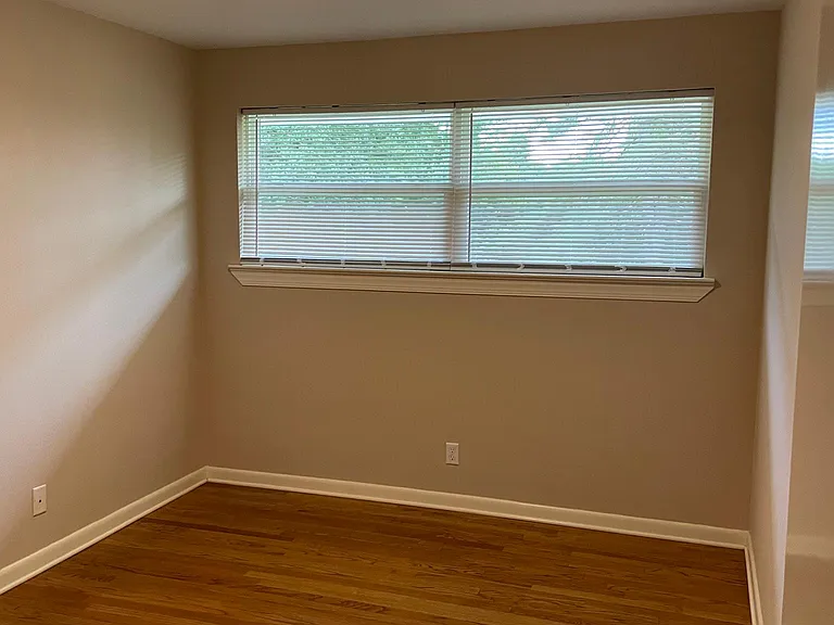 4638 Fall Creek Rd — Photo 12