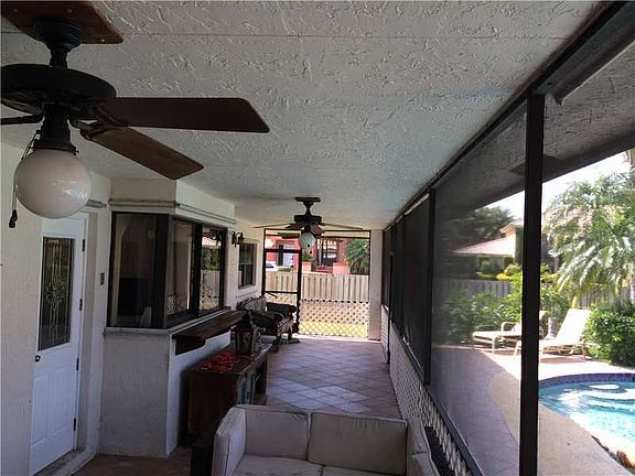 3rd image of 14921 Archerhall St