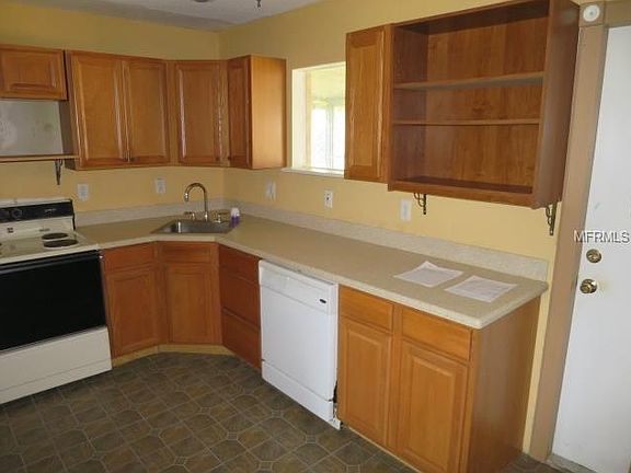 5th image of 8103 Powell Dr