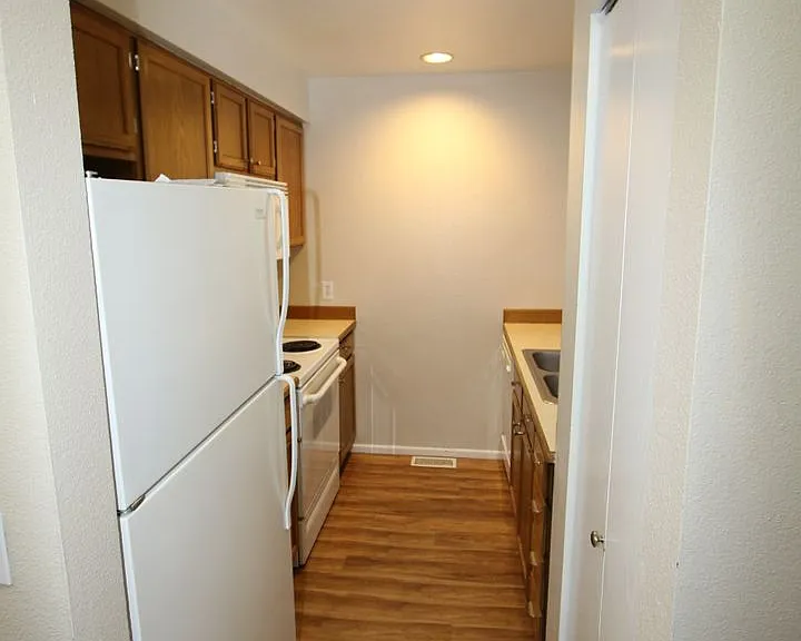 2430 Sentry Dr #B106 — Photo 9