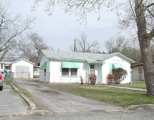1st image of 3911 S WALTERS ST