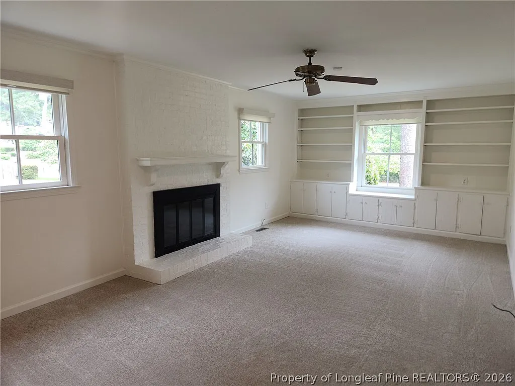 4 bed, 3.0 bath, 2626 sqft, $2,200 — Photo 3