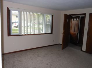 4422 Crawford Dr APT 4, Rockford, IL 61114