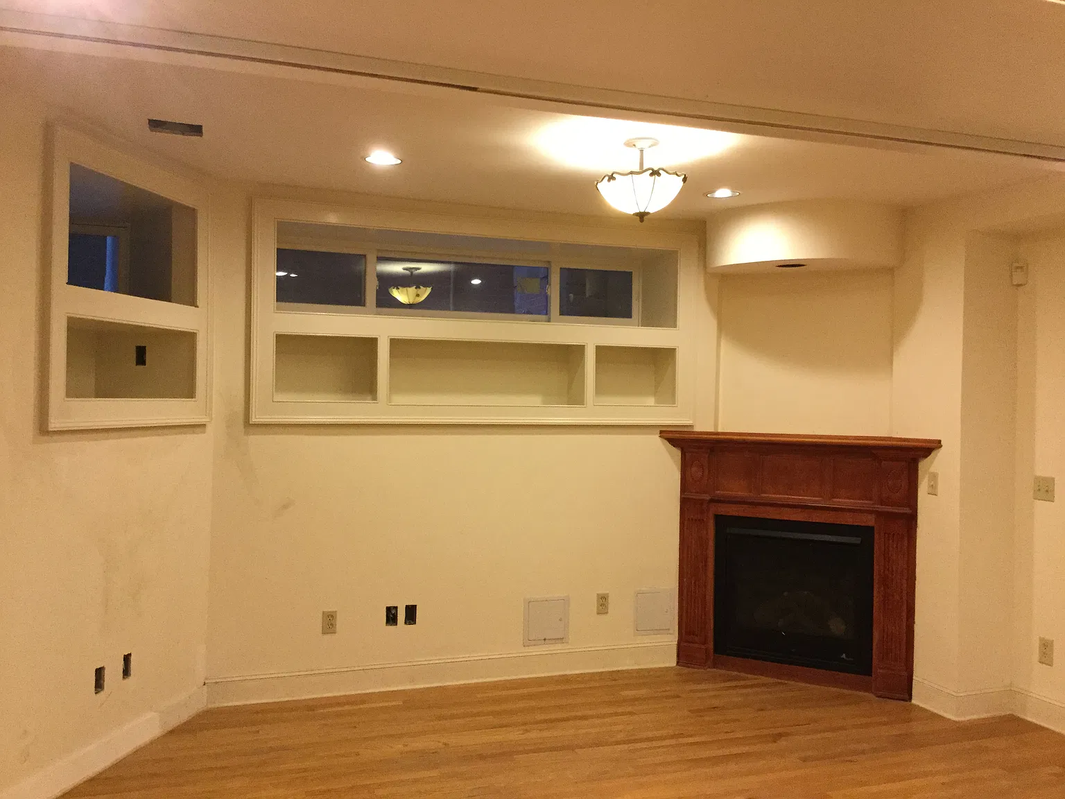 3 bed, 1250 sqft, $2,950 — Photo 2