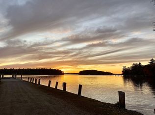 4 Union Wharf Rd, Tuftonboro, NH 03816