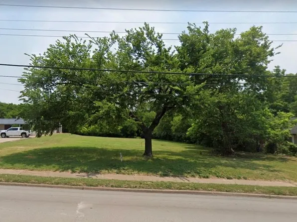 1322 S Main St, Duncanville, TX 75137