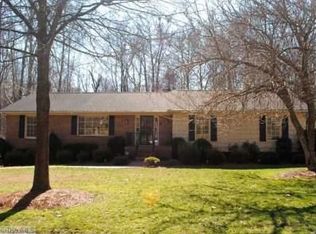 217 Staffordshire Rd, Winston Salem, NC 27104