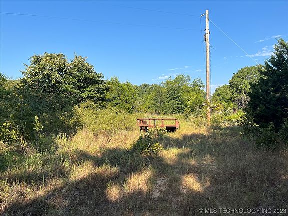 2nd image of 7550 Shady Ln