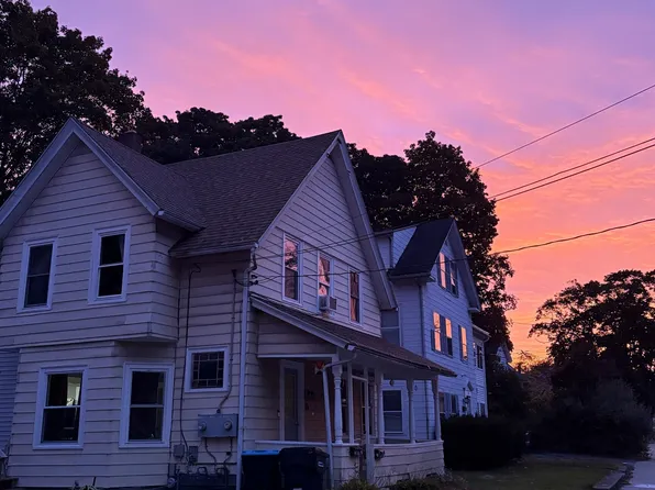 172 South Main Street, Putnam, CT 06260