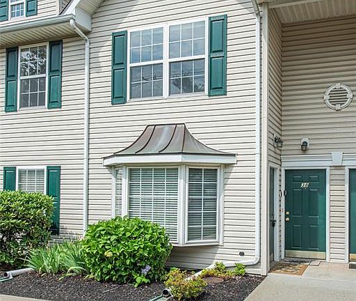2nd image of 38 Chanda Ct #D038