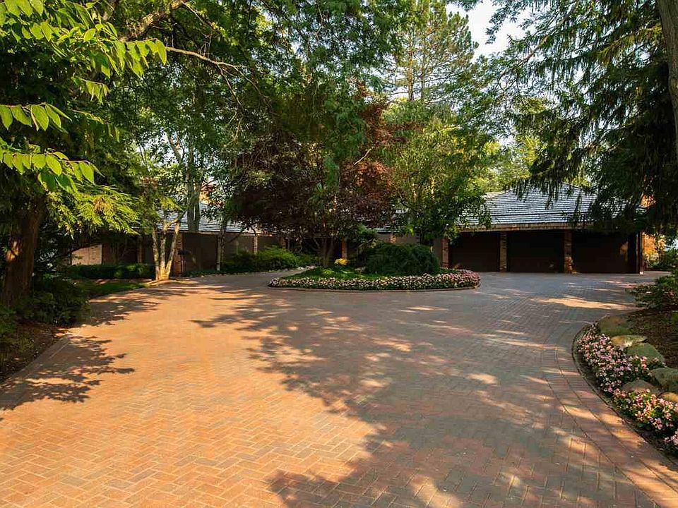 824 Lakeshore Dr, Grosse Pointe, MI 48236 MLS 50079036 Zillow