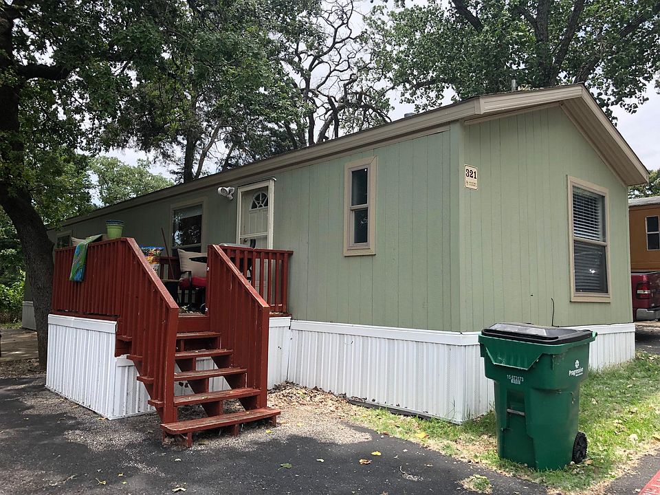 1st image of 424 N Broadway St #321