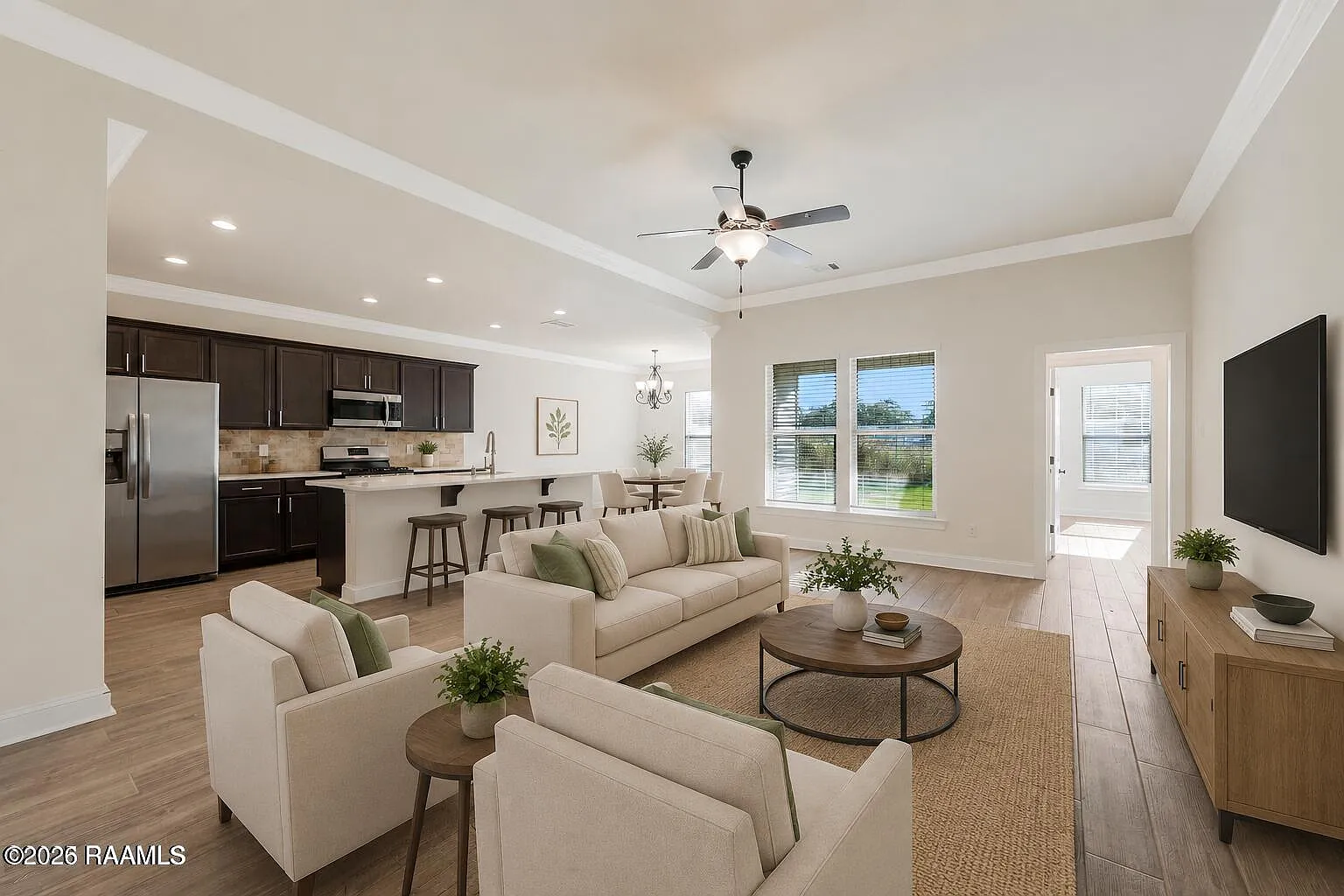 3 bed, 1735 sqft, $2,100 — Photo 3