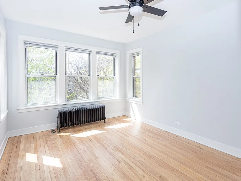 4119 W Belle Plaine Ave #8 — Photo 14
