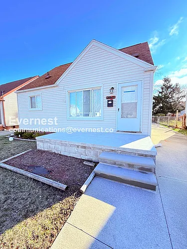 24612 Berry Ave Photo 1