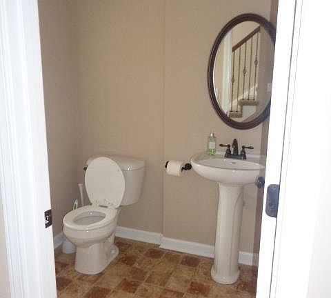 5th image of 3309 Melissa Ln