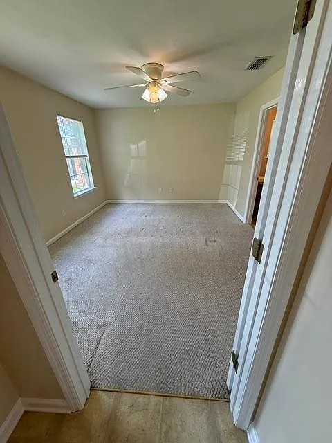 3 bed, 2.5 bath, 1600 sqft, $1,795 — Photo 4