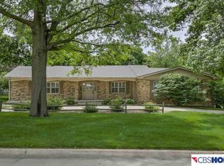 1553 Skylark Dr, Omaha, NE 68144