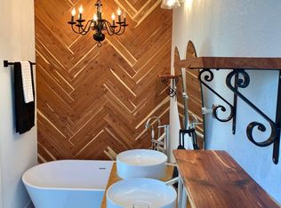 2608 Cochran St, Houston, TX 77009